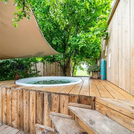 Glamping Nowe Luxury tent Nowe Kawkowo
