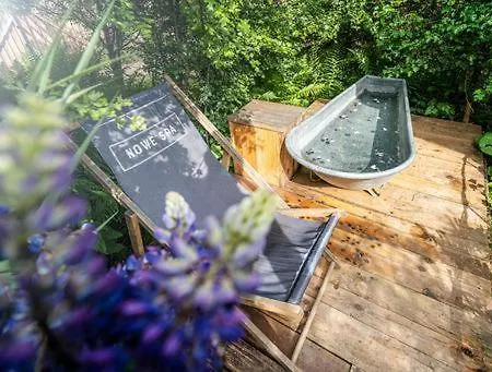 Luxury tent Glamping Nowe
